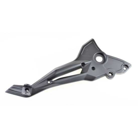 FOOT REST BRACKET RIGHT 58246P100001