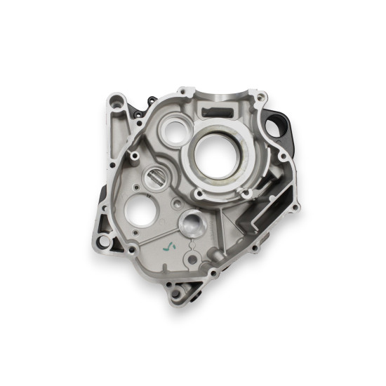 Left crankcase, gray SRK125S SRV125