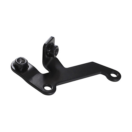 MOUNTING PLATE IN FRONT OF LOWER LEFT COVER SRK125S