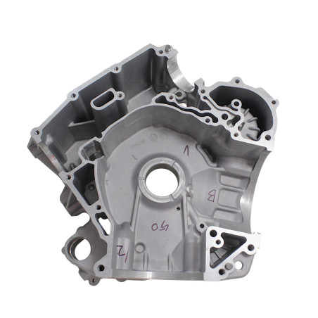 RIGHT ENGINE CRANKCASE SFA600