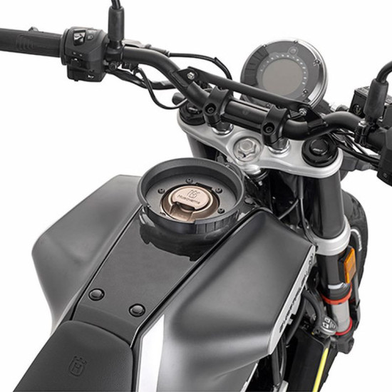 KAPPA TANKLOCK MONTAVIMAS HUSQVARNA SVARTPILEN 125 / 401 '21