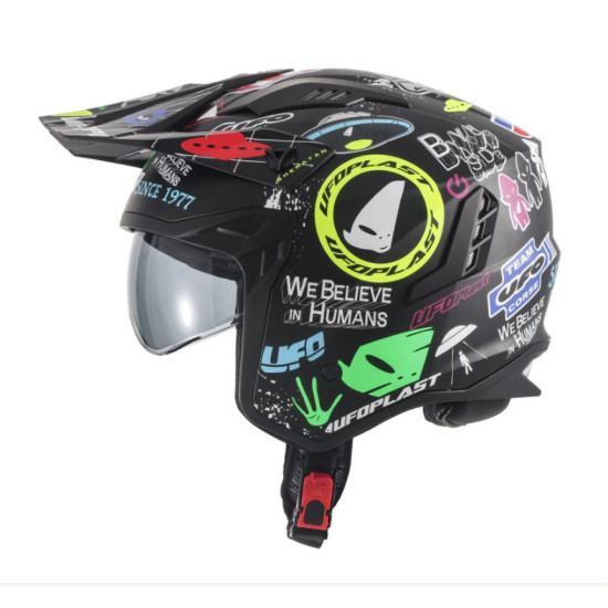 NSO ŠALMAS SHERATAN JET / TRIAL SU SAULĖS SKYDELIU, JUODA SPALVA / ĮVAIRIŲ NSO APDAILŲ MIŠINYS, M DYDIS (ECE 22R06) - KO