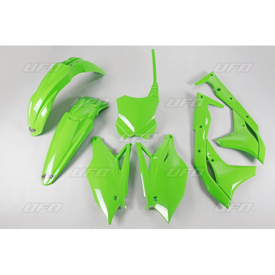 UFO PLASTIC SET KAWASAKI KXF 250 '17 COLOR GREEN (KA224E026)