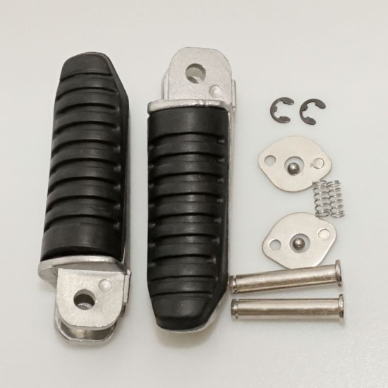 BIKETEC PARTS PASSENGER FOOTRESTS SET COMPLETE WITH MOUNTS SUZUKI GSF / GSX 400 '91-97, GSF 600 / 1200 '96-00, GSXR 1100