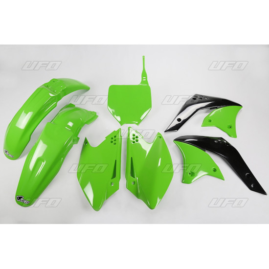 UFO PLASTIKINIŲ DALIŲ RINKINYS KAWASAKI KXF 250 '04-'06, ŽALIA SPALVA (KA204E026)