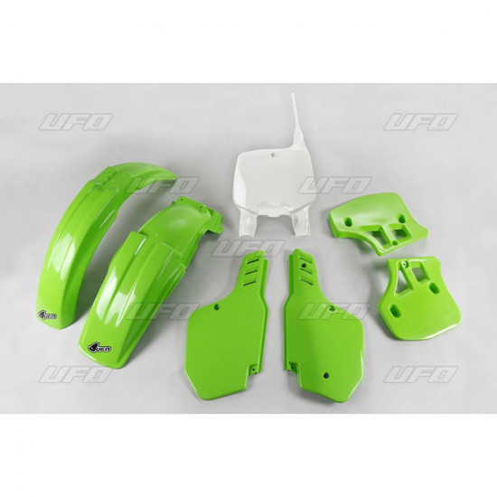 UFO PLASTIKINIŲ DALIŲ RINKINYS KAWASAKI KX 500 '96-'99 OEM SPALVA (ŽALIA/BALTA) (KA186E999)