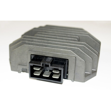 TOURMAX voltage regulator (current rectifier) ​​YAMAHA FZ6 '04-'10, XP 500 '05-'12, TDM 850`93-01 (ESR269,2405-01) (MADE IN JA