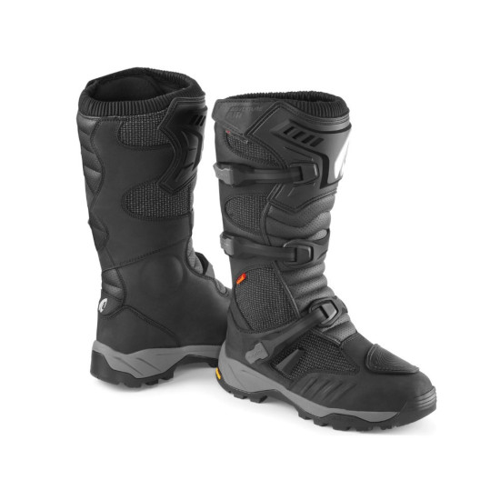 FORMA BUTY ADVENTURE AIR DRY KOLOR CZARNY ROZMIAR 44