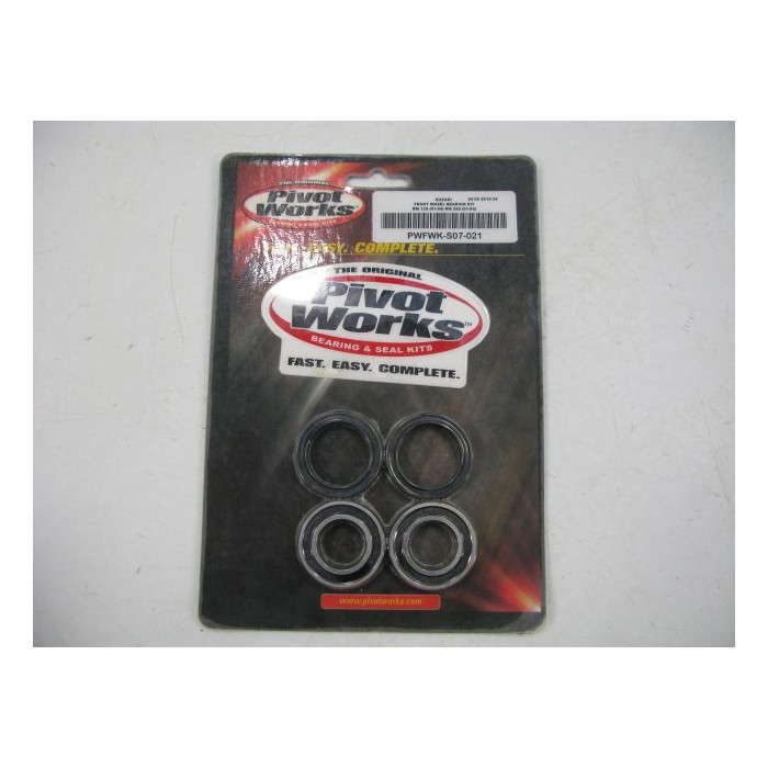 PIVOT WORKS front wheel bearings SUZUKI RM 125/250` 01-18 with oil seals