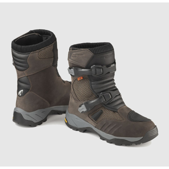 FORMA 14 / 07 BUTY ADVENTURE AIR LOW DRY KOLOR BRĄZOWY ROZMIAR 45