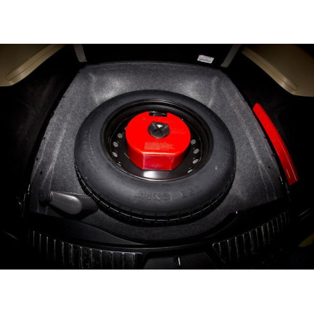 GKA fuel tank in the spare wheel color red
