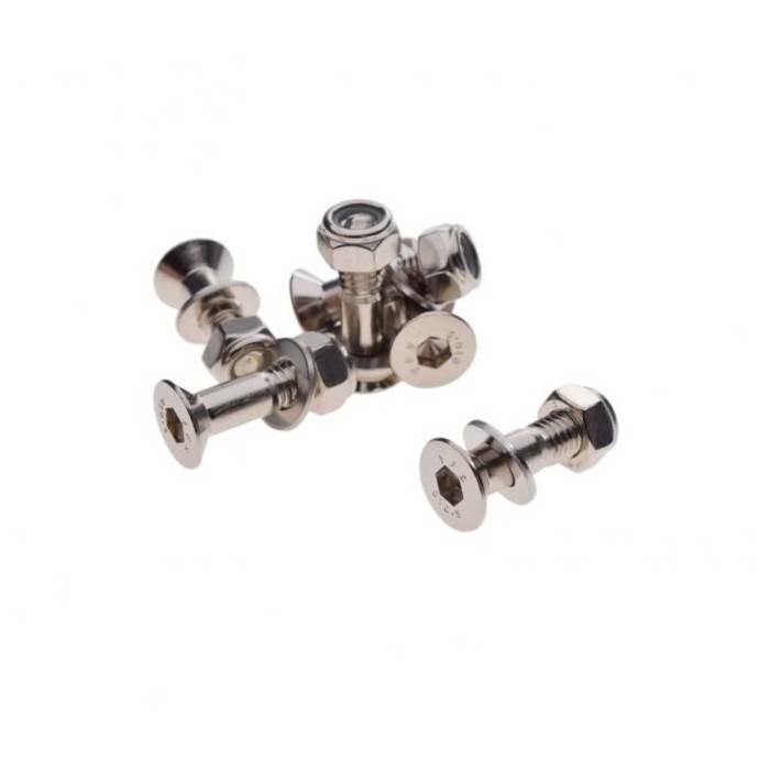 M8x31mm galinės žvaigždės varžtų komplektas (6vnt.) M8x31mm galinės žvaigždės varžtų komplektas (6vnt.)