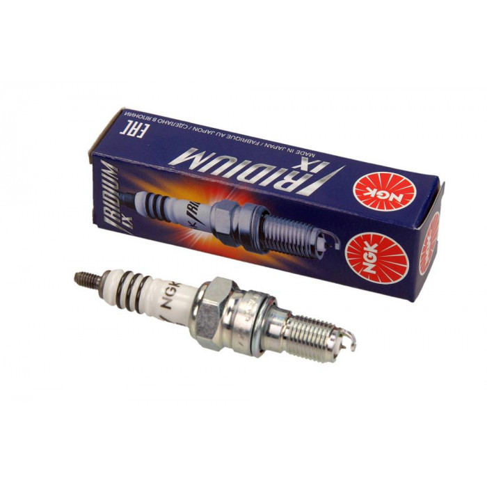 NGK CR9 irIX-9 iridescent spark plug