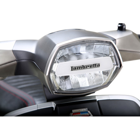 Motoroleris LAMBRETTA V50 SPECIAL BLACK MATT/ BLACK